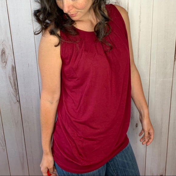 ⚡️LAST ONE⚡️Mya - red sleeveless top - Picture 5 of 8